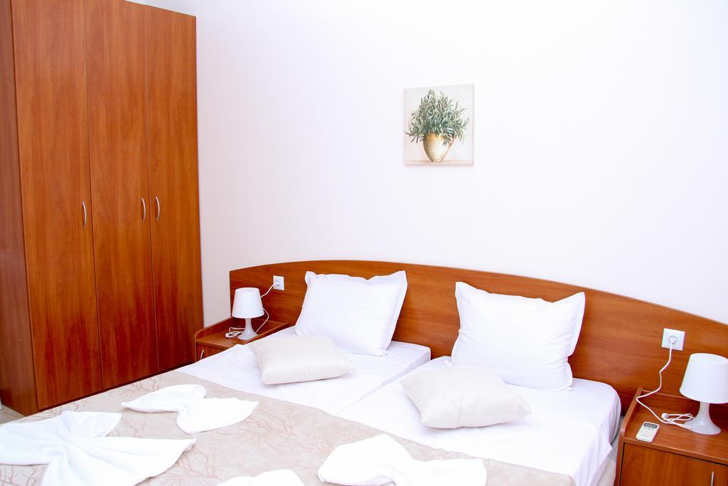 Capuccino Guest Apartments - Free Parking And Wi-Fi Sunny Beach Ngoại thất bức ảnh