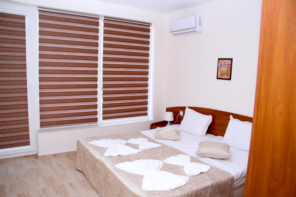 Capuccino Guest Apartments - Free Parking And Wi-Fi Sunny Beach Ngoại thất bức ảnh