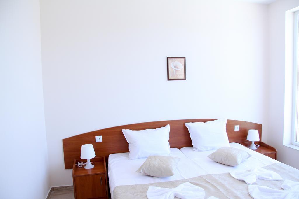 Capuccino Guest Apartments - Free Parking And Wi-Fi Sunny Beach Ngoại thất bức ảnh